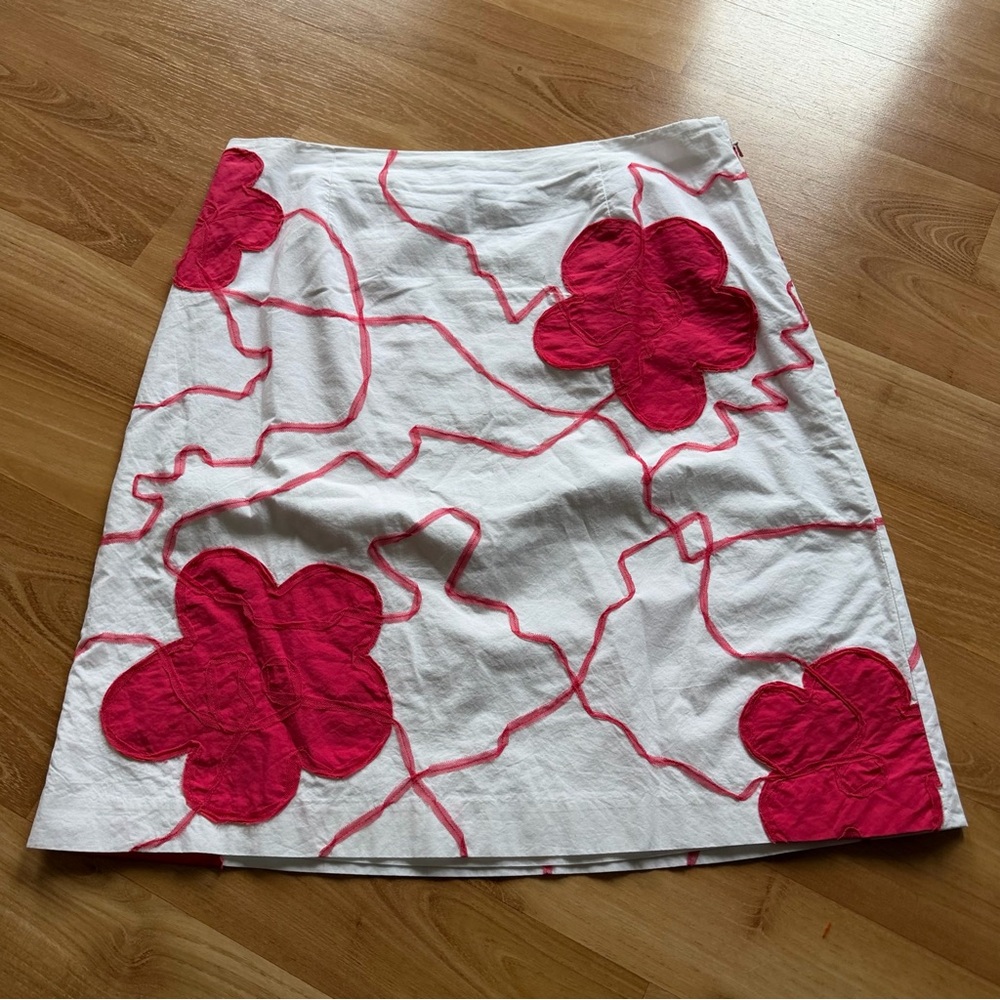 TALBOTS floral skirt with ribbon and stitched flowers white and red size 12